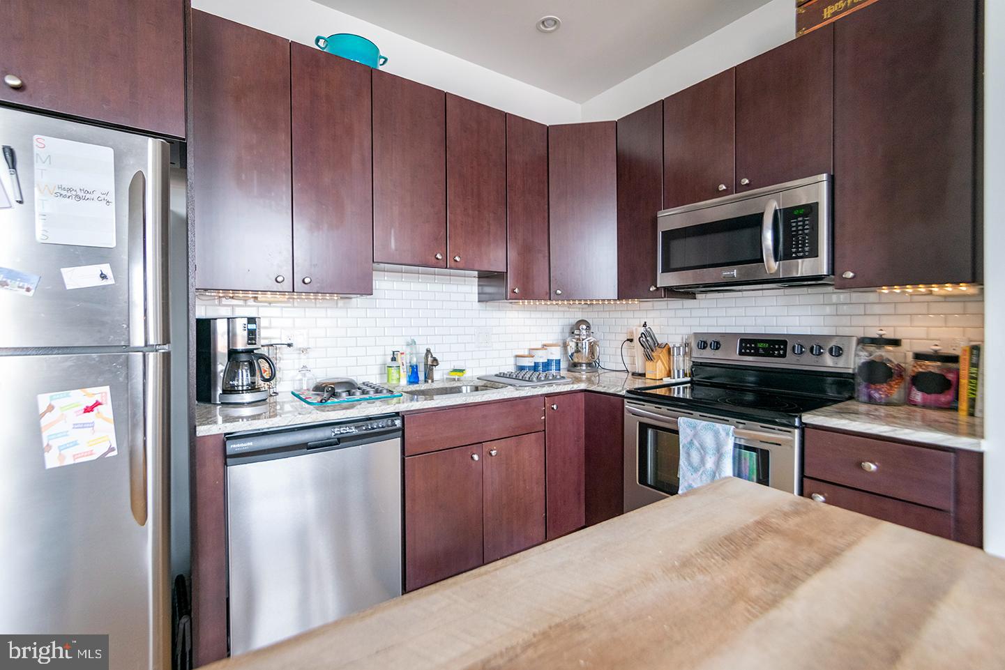 427 Monroe Street, Unit 202 Philadelphia, PA 19147 - Photo 2 of 14