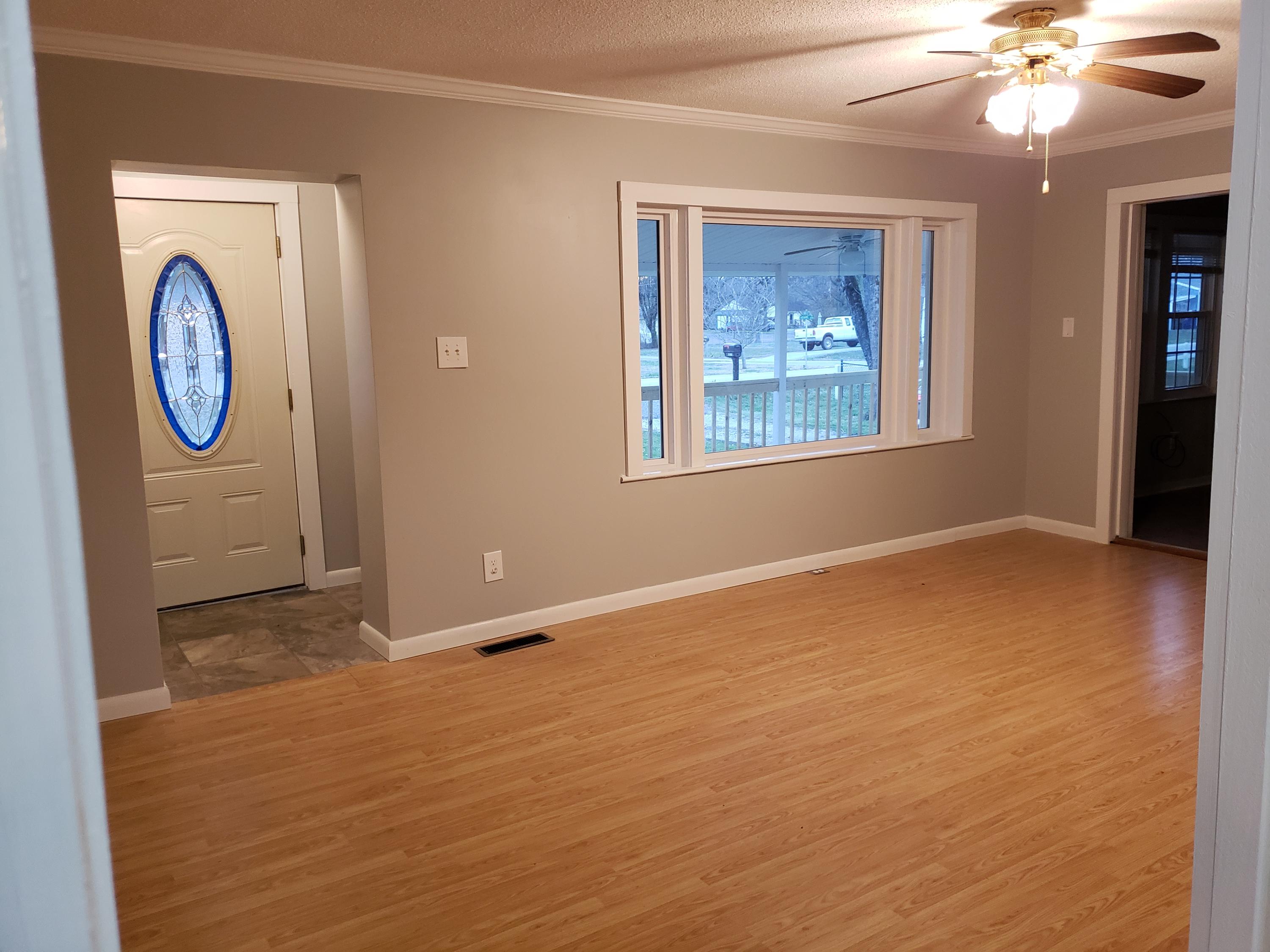 4619 Adams Road, Unit 18 Hixson, TN 37343 - Photo 12 of 19 living room