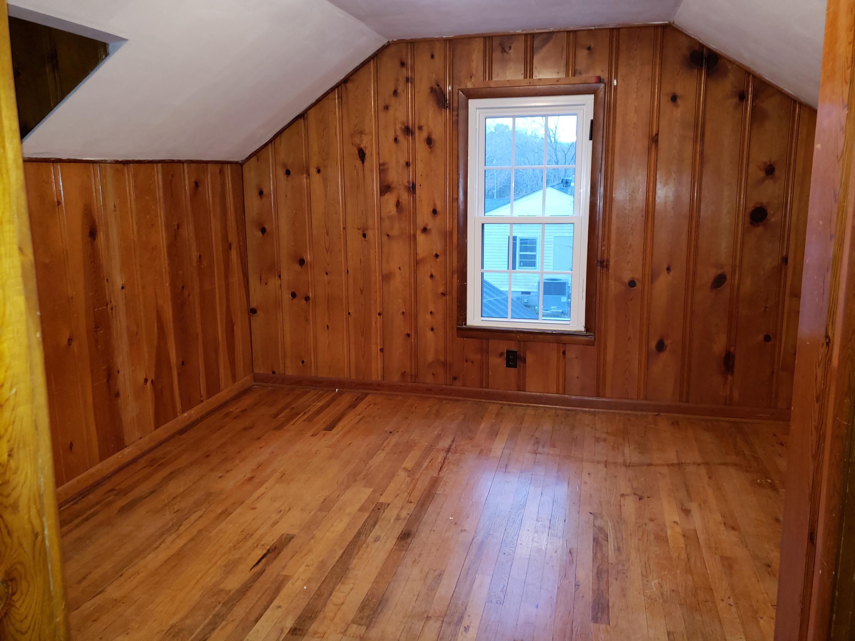 4619 Adams Road, Unit 18 Hixson, TN 37343 - Photo 3 of 19 3rd bedroom
