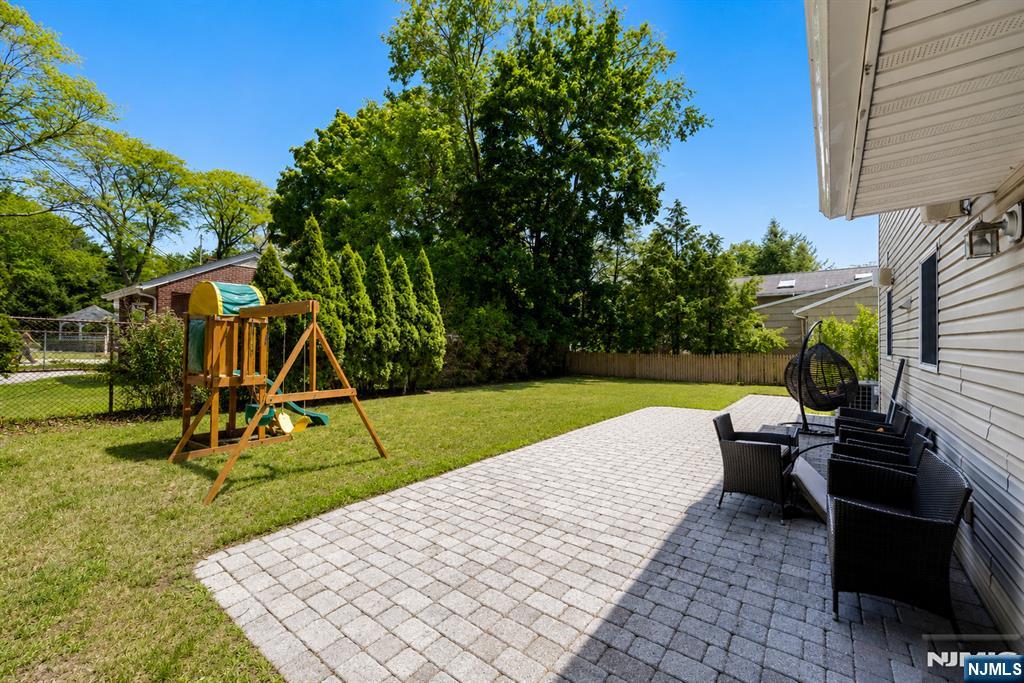 361 Walthery Avenue Ridgewood, NJ 07450 - Photo 27 of 28