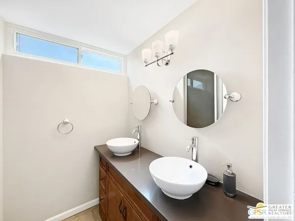 $599,000 | 815 North Cerritos Drive, Palm Springs, CA 92262
