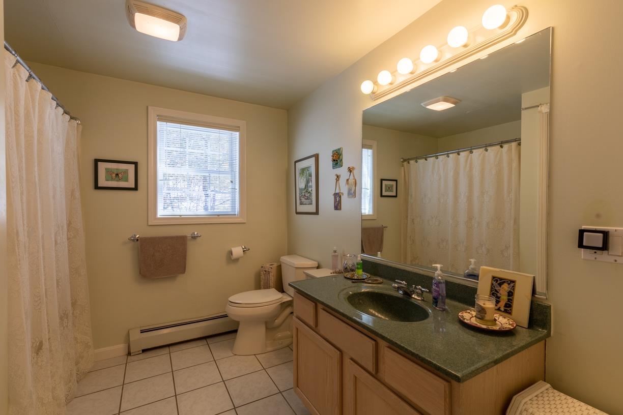 11 Hollywood Beach Road Alton, NH 03809 - Photo 13 of 26