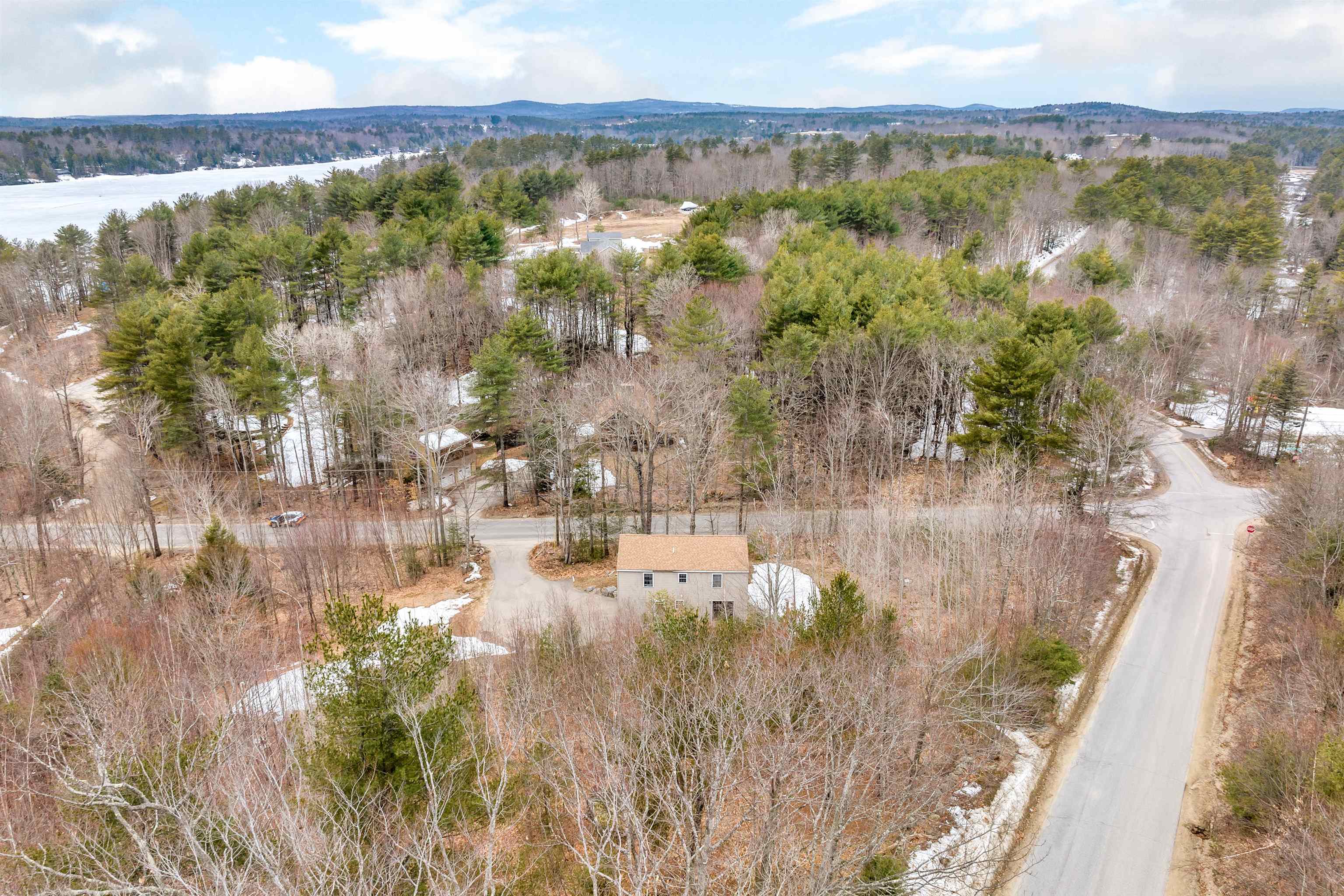 11 Hollywood Beach Road Alton, NH 03809 - Photo 2 of 26