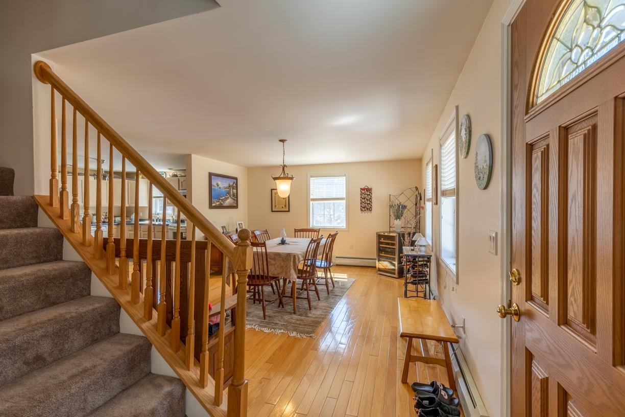11 Hollywood Beach Road Alton, NH 03809 - Photo 5 of 26