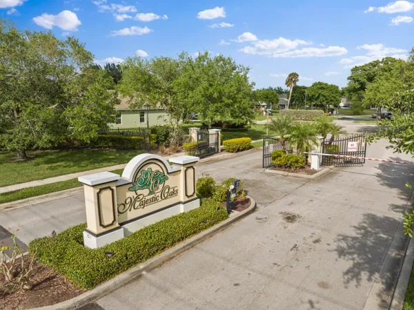 $2,200 | 2575 12th Square Southwest, Vero Beach, FL 32968