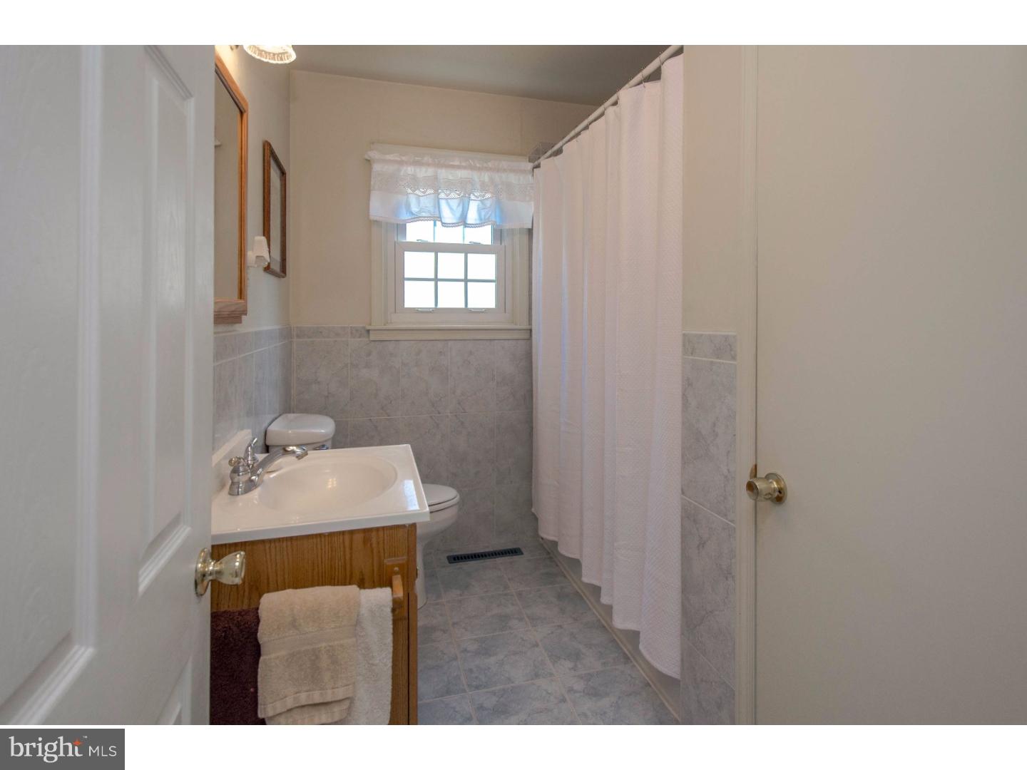 241 Overlook Road Ambler, PA 19002 - Photo 13 of 23 Gallery Image 13