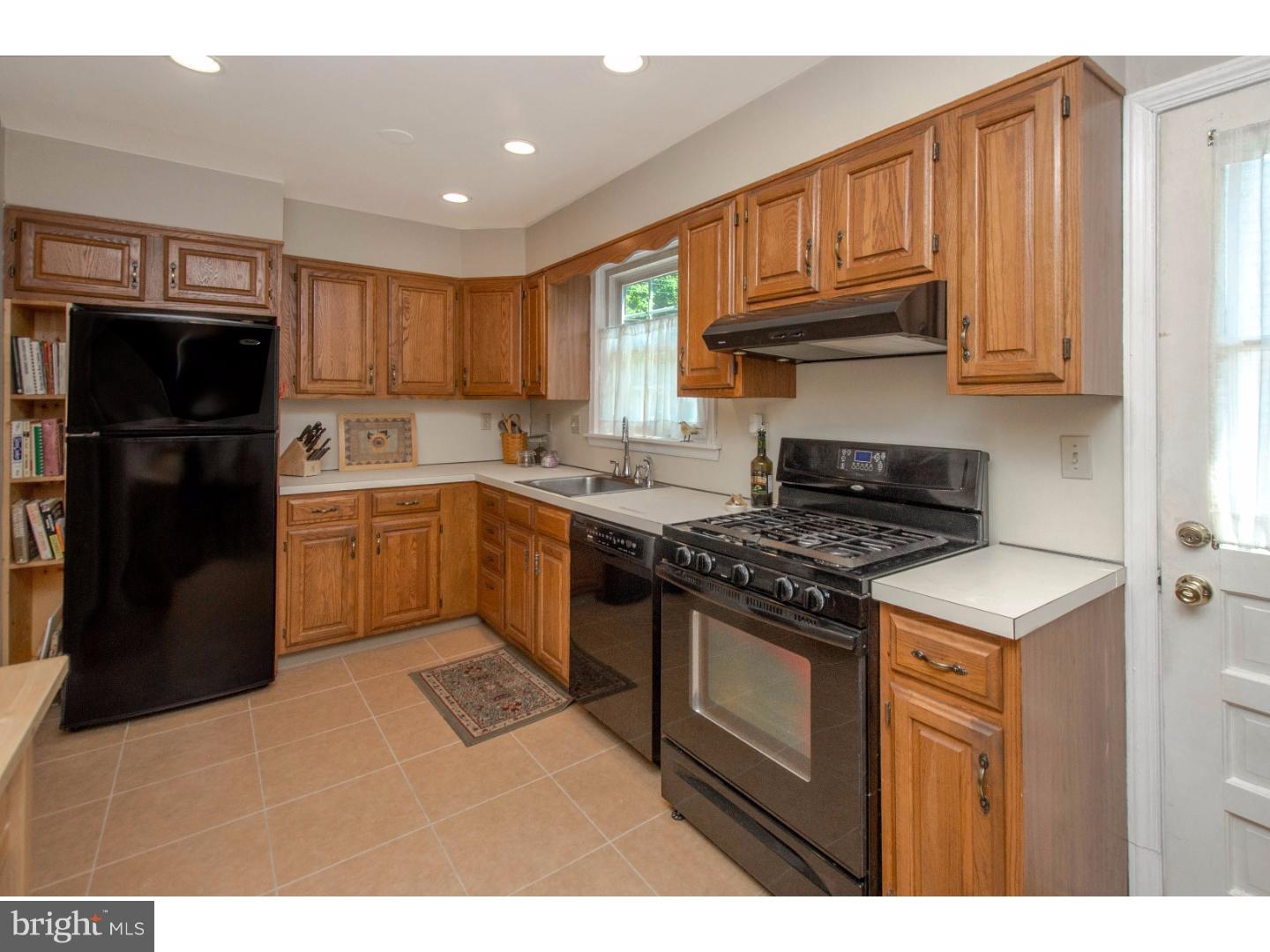 241 Overlook Road Ambler, PA 19002 - Photo 7 of 23 Gallery Image 7