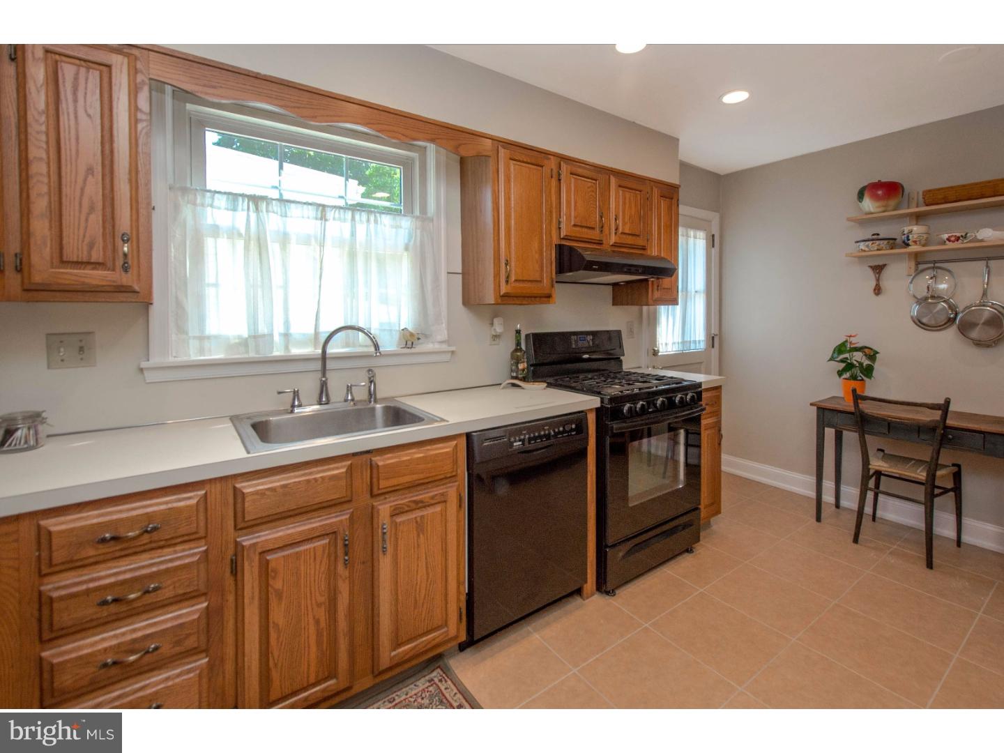 241 Overlook Road Ambler, PA 19002 - Photo 8 of 23 Gallery Image 8