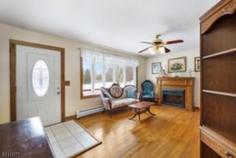 331 Mt Hermon Road Blairstown, NJ 07825 - Photo 3 of 25