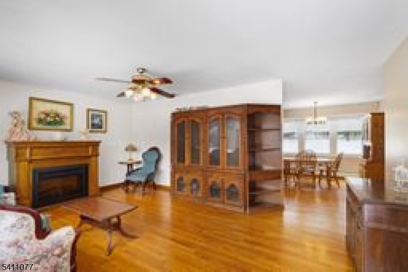 331 Mt Hermon Road Blairstown, NJ 07825 - Photo 4 of 25