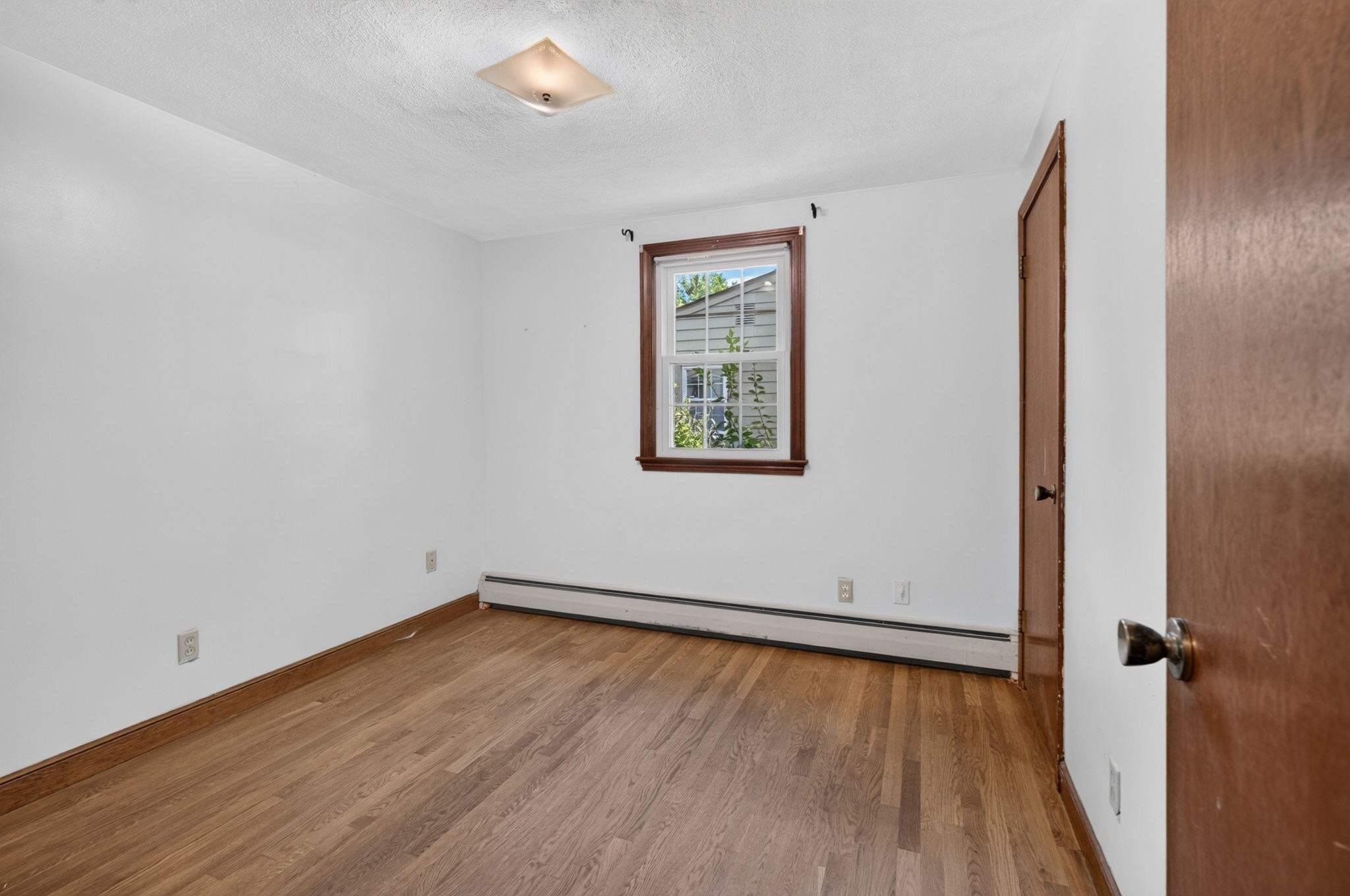 24 Grapevine Avenue Lexington, MA 02421 - Photo 12 of 24 Gallery Image 12