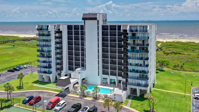 $245,000 | 415 East Beach Drive, Unit 405, Galveston, TX 77550