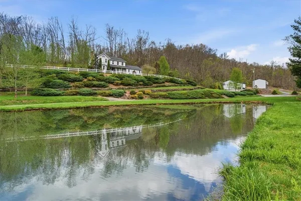 $997,000 | 717 Little Creek Road, Evans City, PA 16033