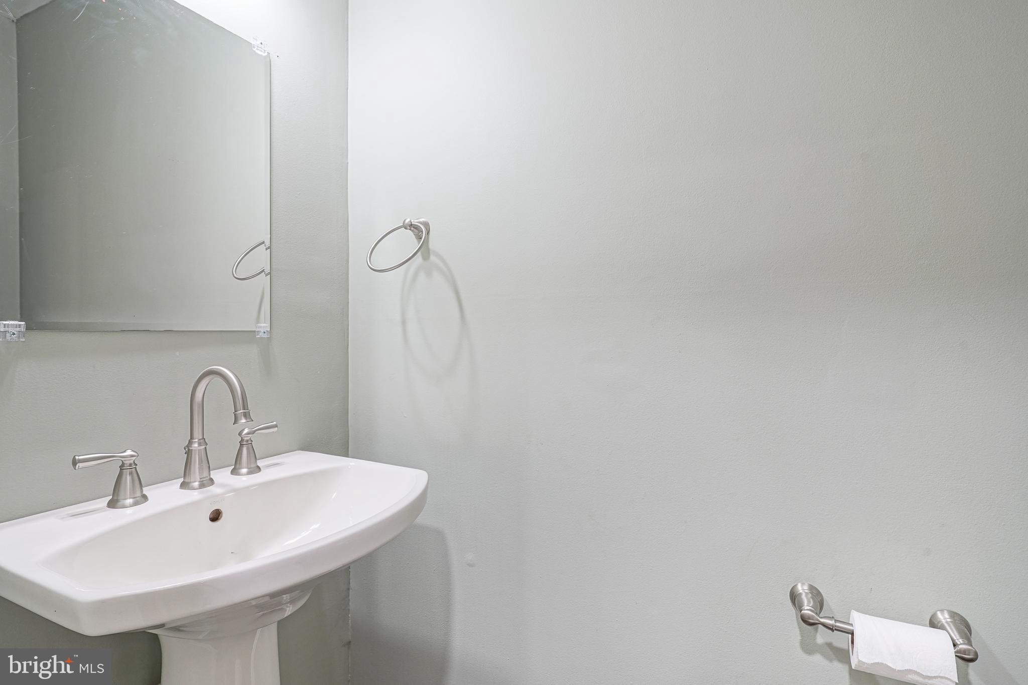 432 Carranza Road Tabernacle, NJ 08088 - Photo 17 of 34 Powder room