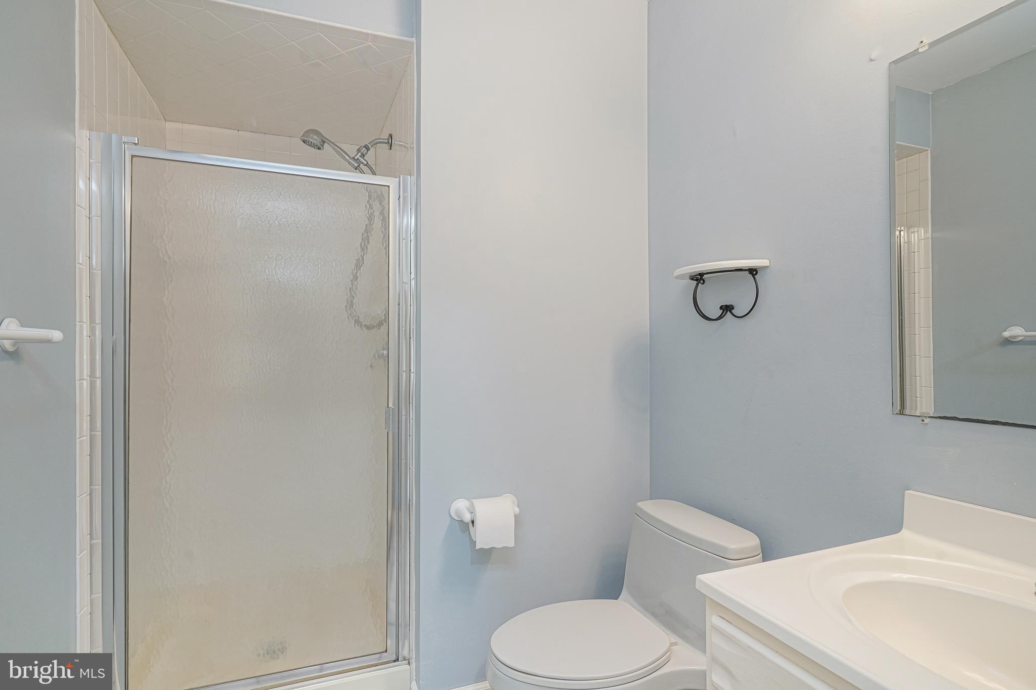432 Carranza Road Tabernacle, NJ 08088 - Photo 28 of 34 Primary full bath