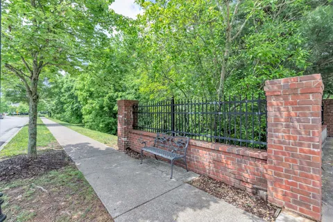 $315,000 | 7162 Sunnywood Drive, Nashville, TN 37211