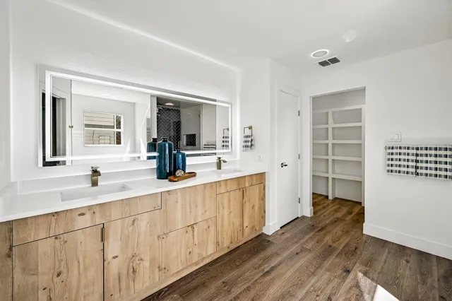 $589,900 | 11837 Eubank Drive, Austin, TX 78758