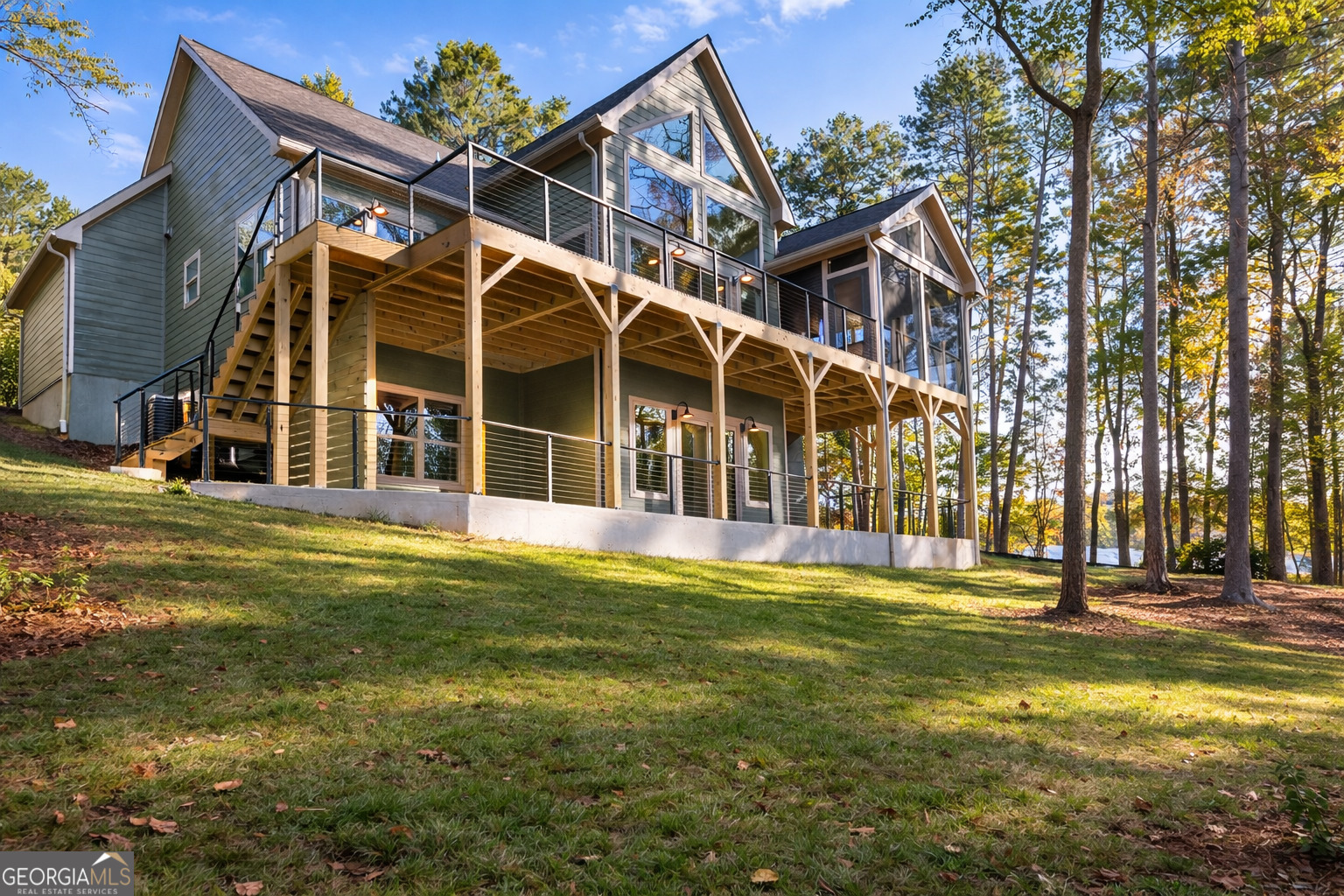 259 West Currahee Street Toccoa, GA 30577 - Photo 2 of 45