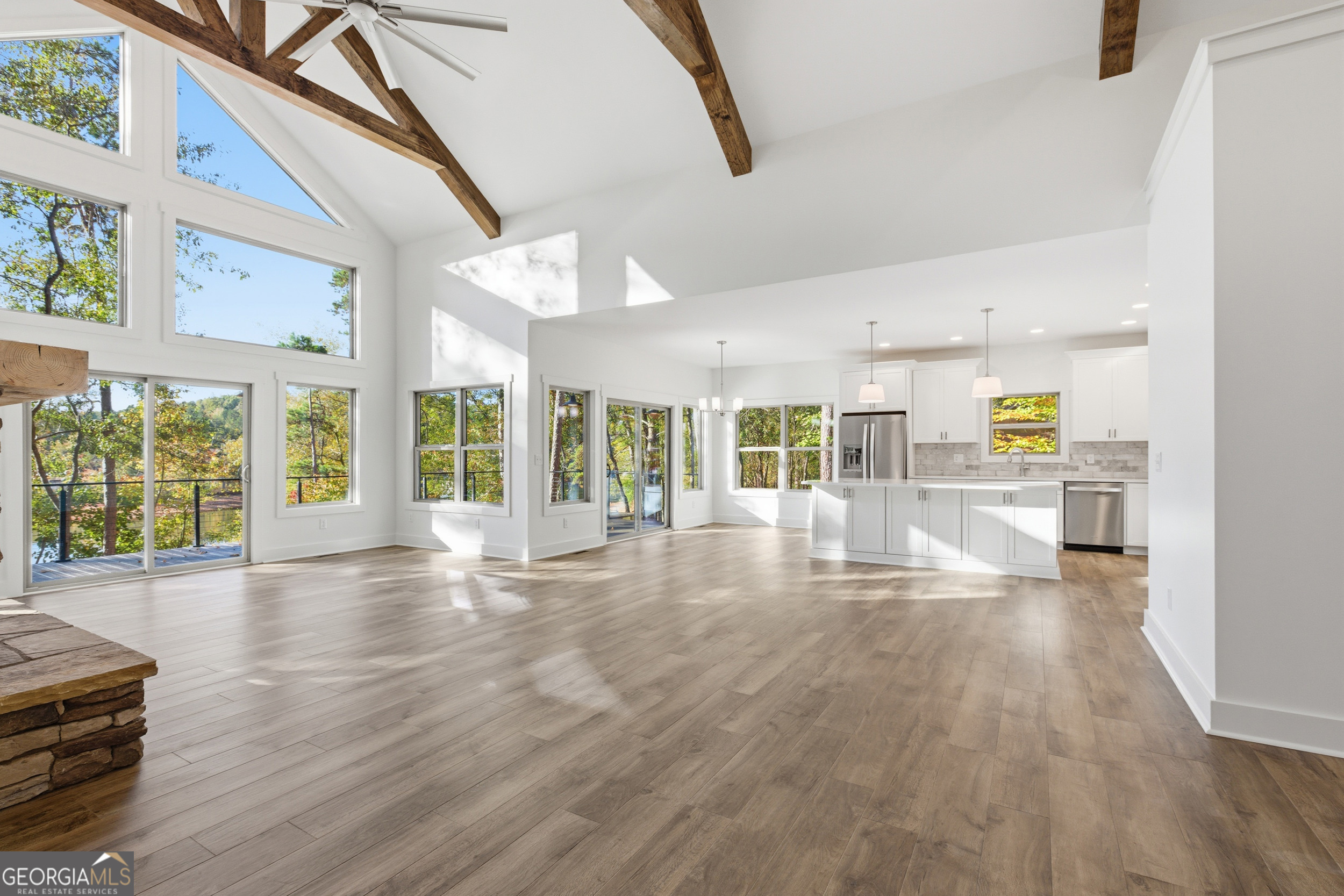 259 West Currahee Street Toccoa, GA 30577 - Photo 4 of 45