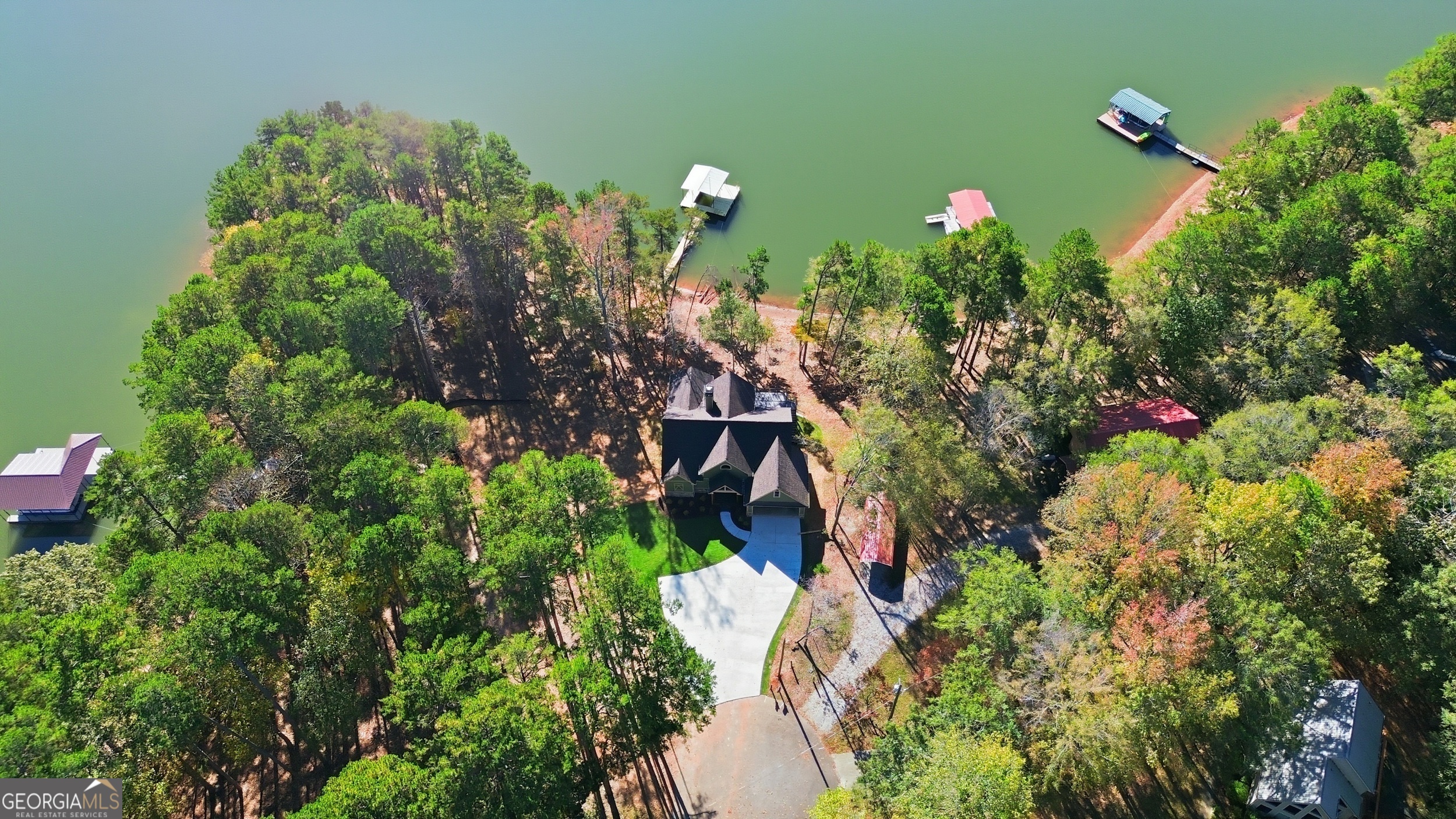 259 West Currahee Street Toccoa, GA 30577 - Photo 43 of 47 a view of a garden with plants