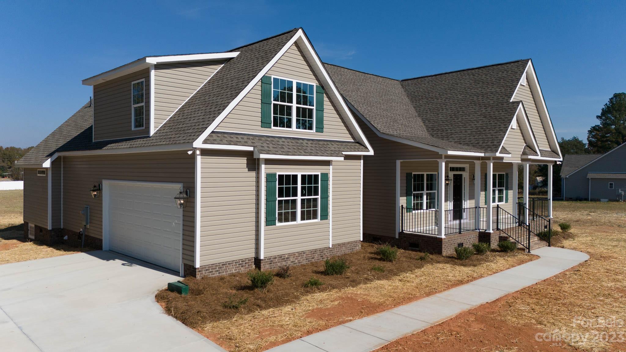 4639 Simpson Road Edgemoor, SC 29712 - Photo 2 of 30 a front view of a house with a yard