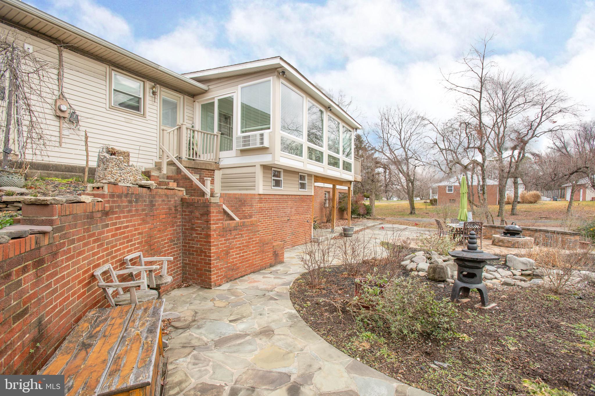 1411 Devils Reach Road Woodbridge, VA 22192 - Photo 52 of 76 Get this ready for your spring/summer parties