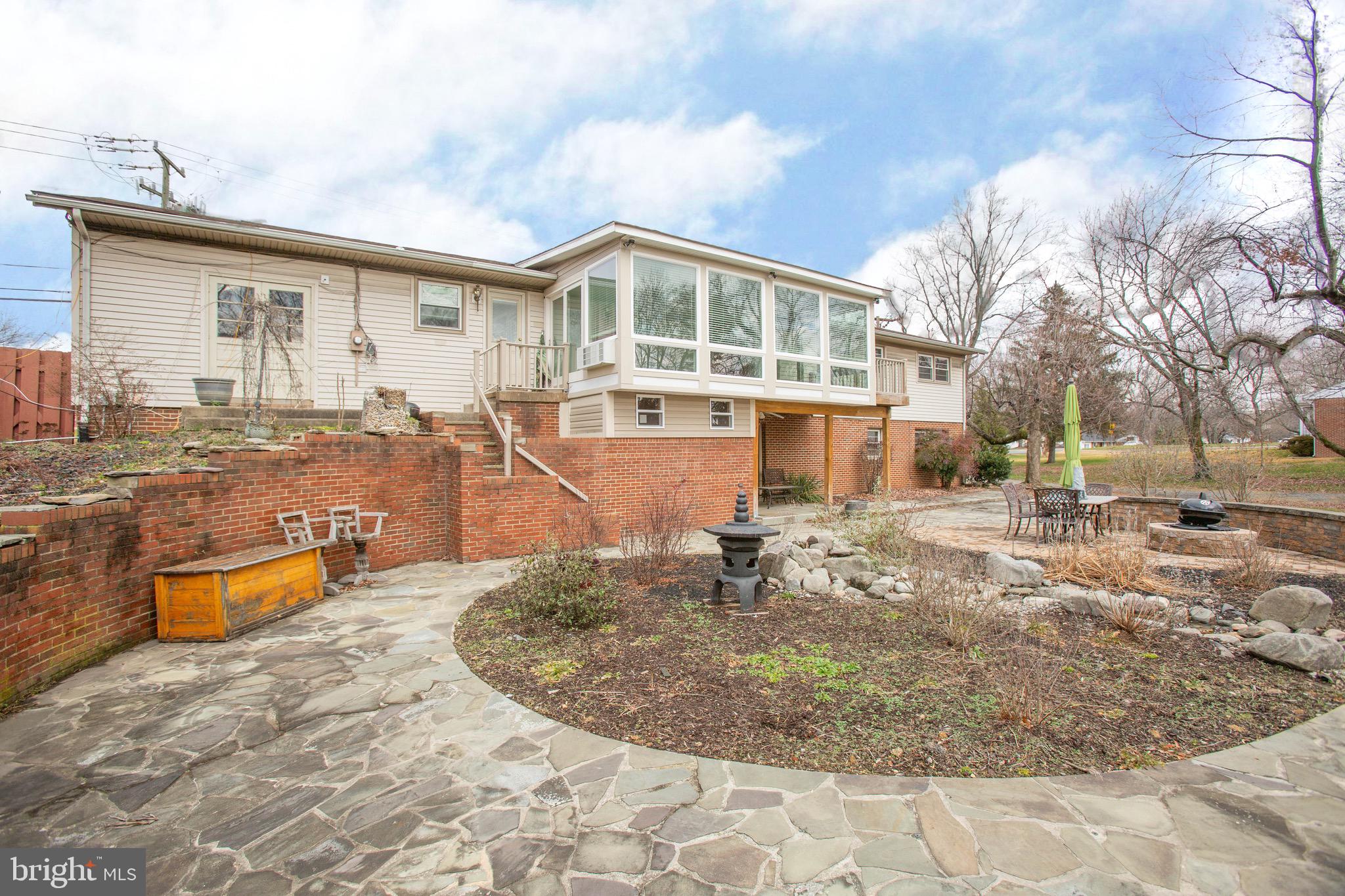 1411 Devils Reach Road Woodbridge, VA 22192 - Photo 53 of 76 Imagine this green full of flowers!