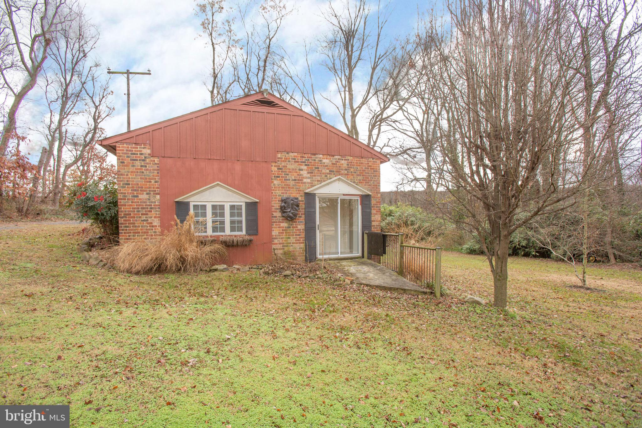 1411 Devils Reach Road Woodbridge, VA 22192 - Photo 61 of 76 1000 SQFT guesthouse fully equipped