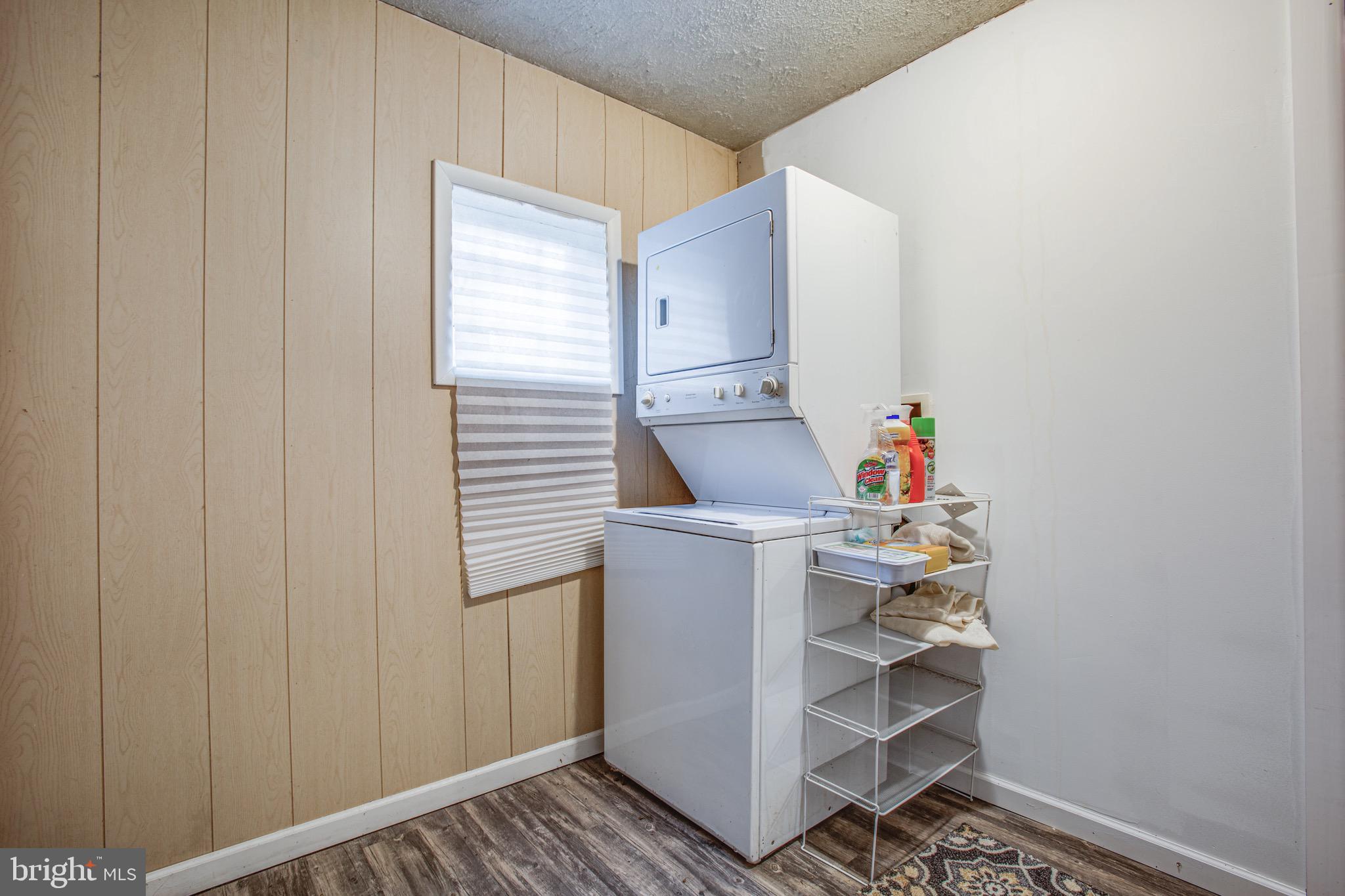 1411 Devils Reach Road Woodbridge, VA 22192 - Photo 76 of 76 Guesthouse laundry