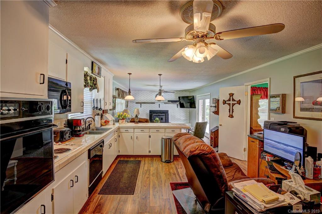 3535 Farrhill Road Charlotte, NC 28214 - Photo 40 of 48 Gallery Image 40