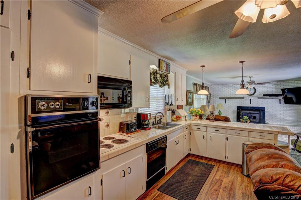 3535 Farrhill Road Charlotte, NC 28214 - Photo 41 of 48 Gallery Image 41