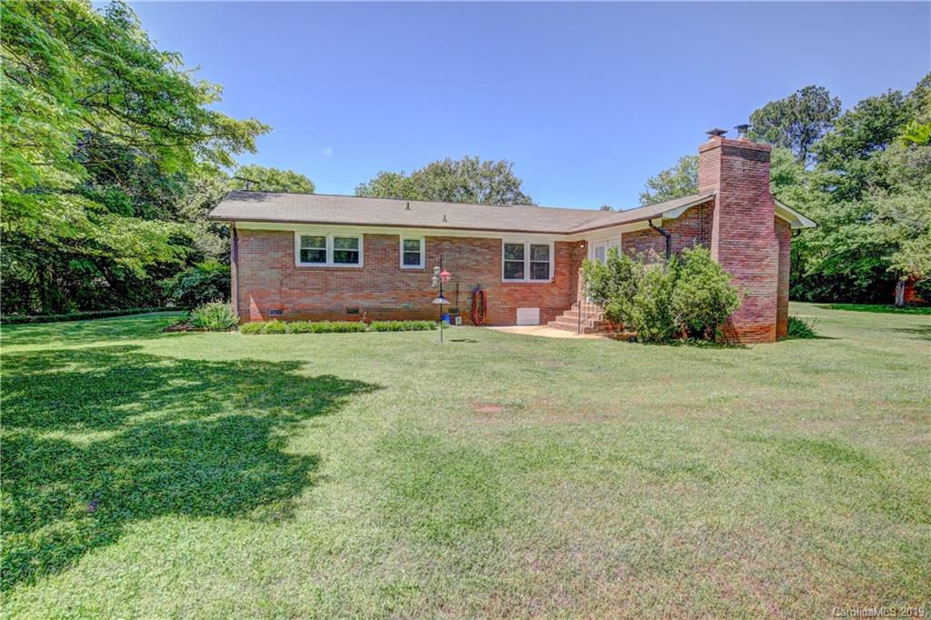 3535 Farrhill Road Charlotte, NC 28214 - Photo 7 of 48 Gallery Image 7
