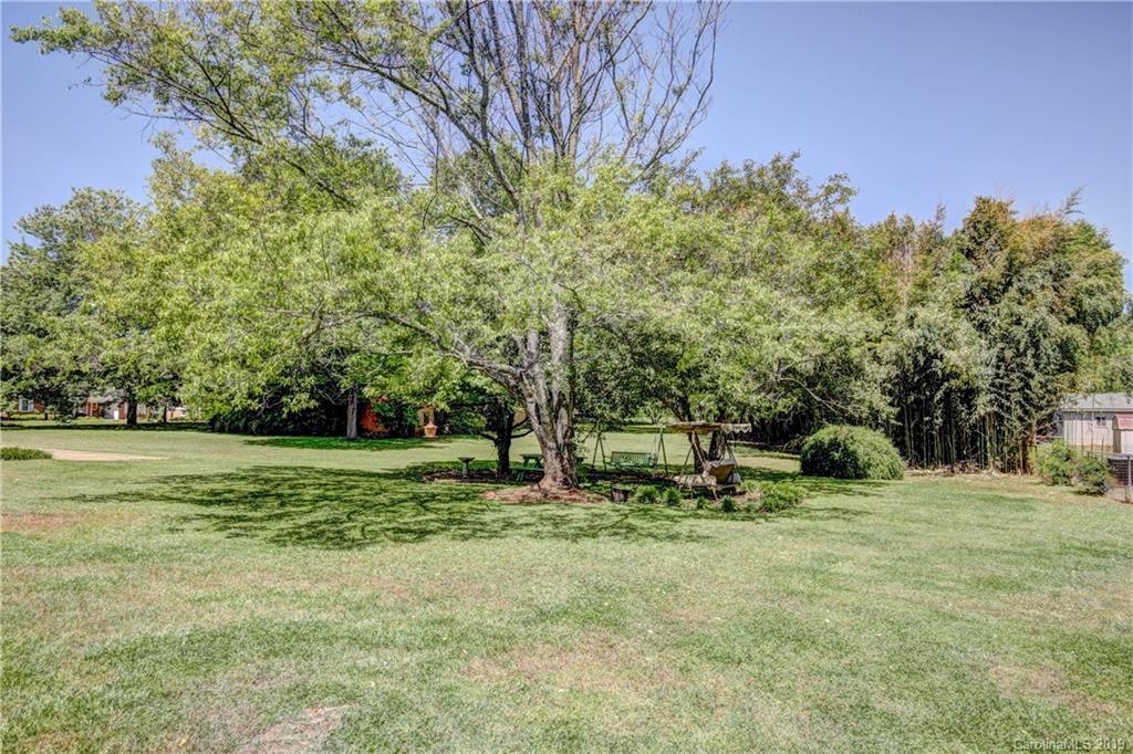 3535 Farrhill Road Charlotte, NC 28214 - Photo 8 of 48 Gallery Image 8