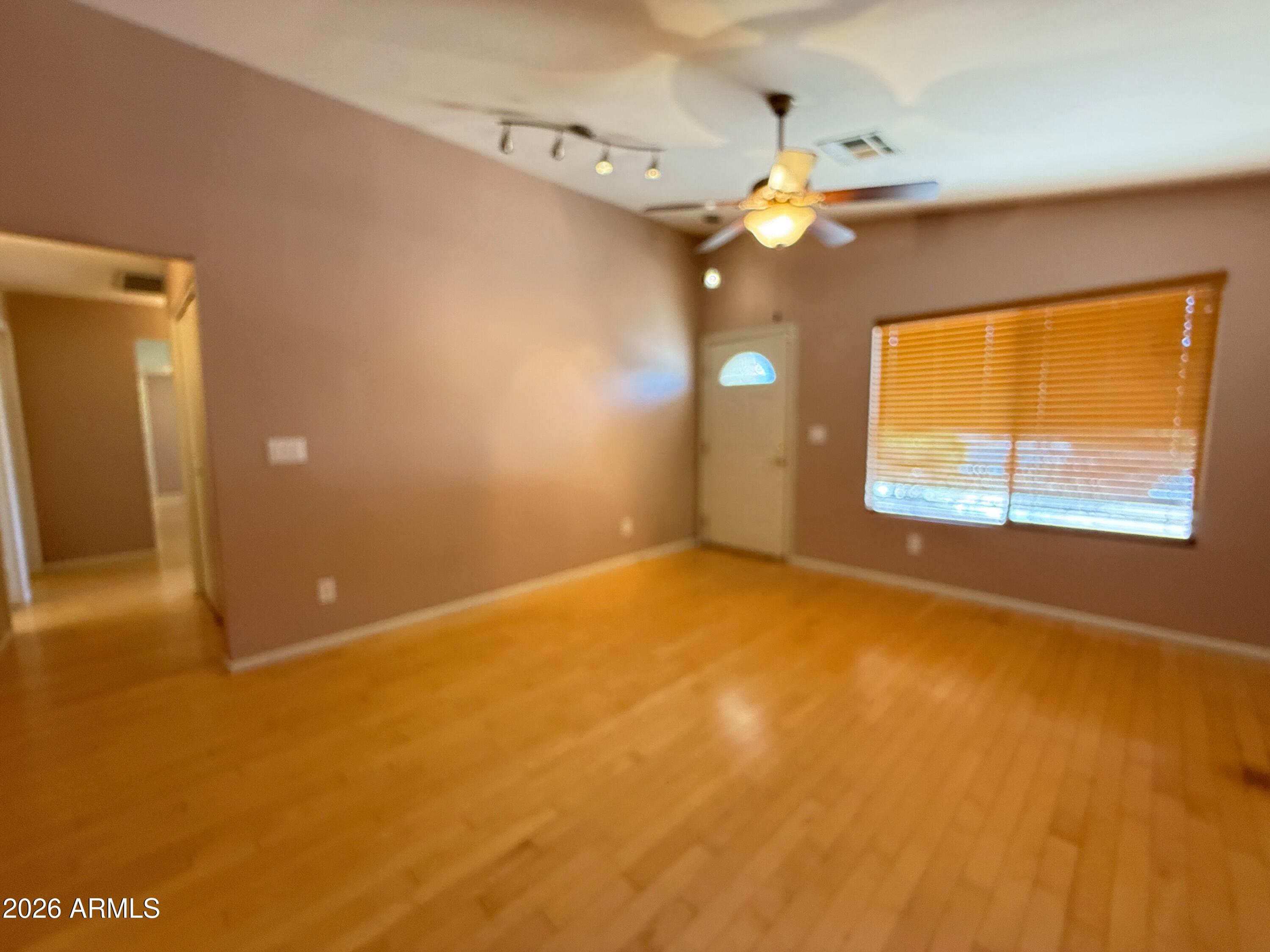 2102 West Knox Road Chandler, AZ 85224 - Photo 5 of 31 IMG_2581