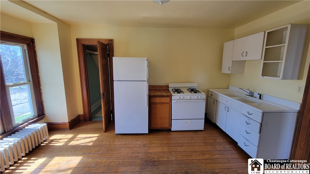 604 South Roberts Road Dunkirk City, NY 14048 - Photo 12 of 17 upper