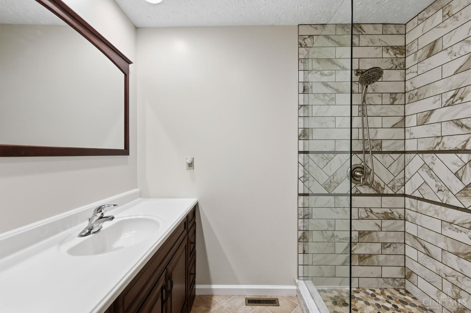 4058 Utica Road Lebanon, OH 45036 - Photo 28 of 58 Gallery Image 28