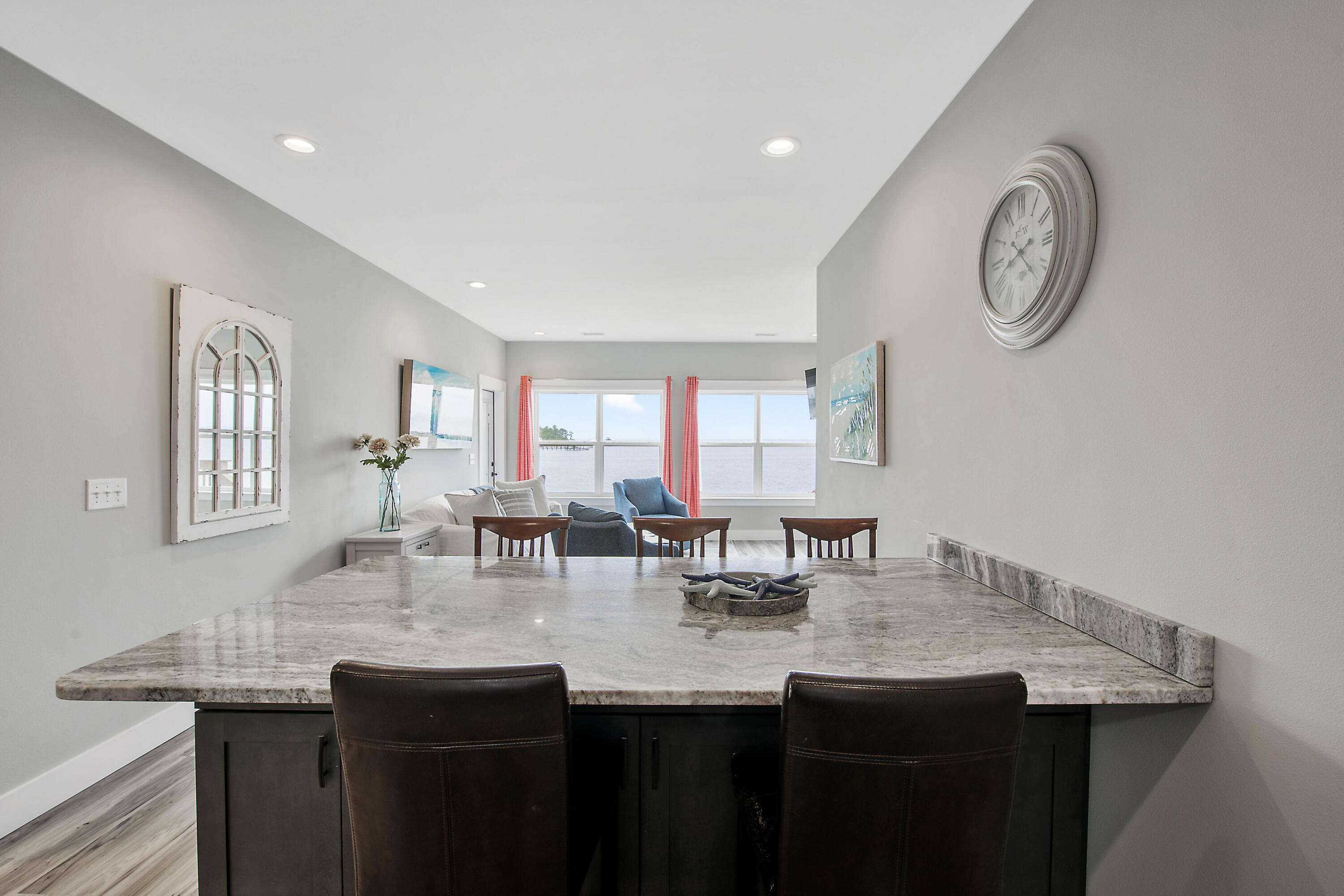 486 Beatrice Point Road Freeport, FL 32439 - Photo 8 of 38 Dining Area
