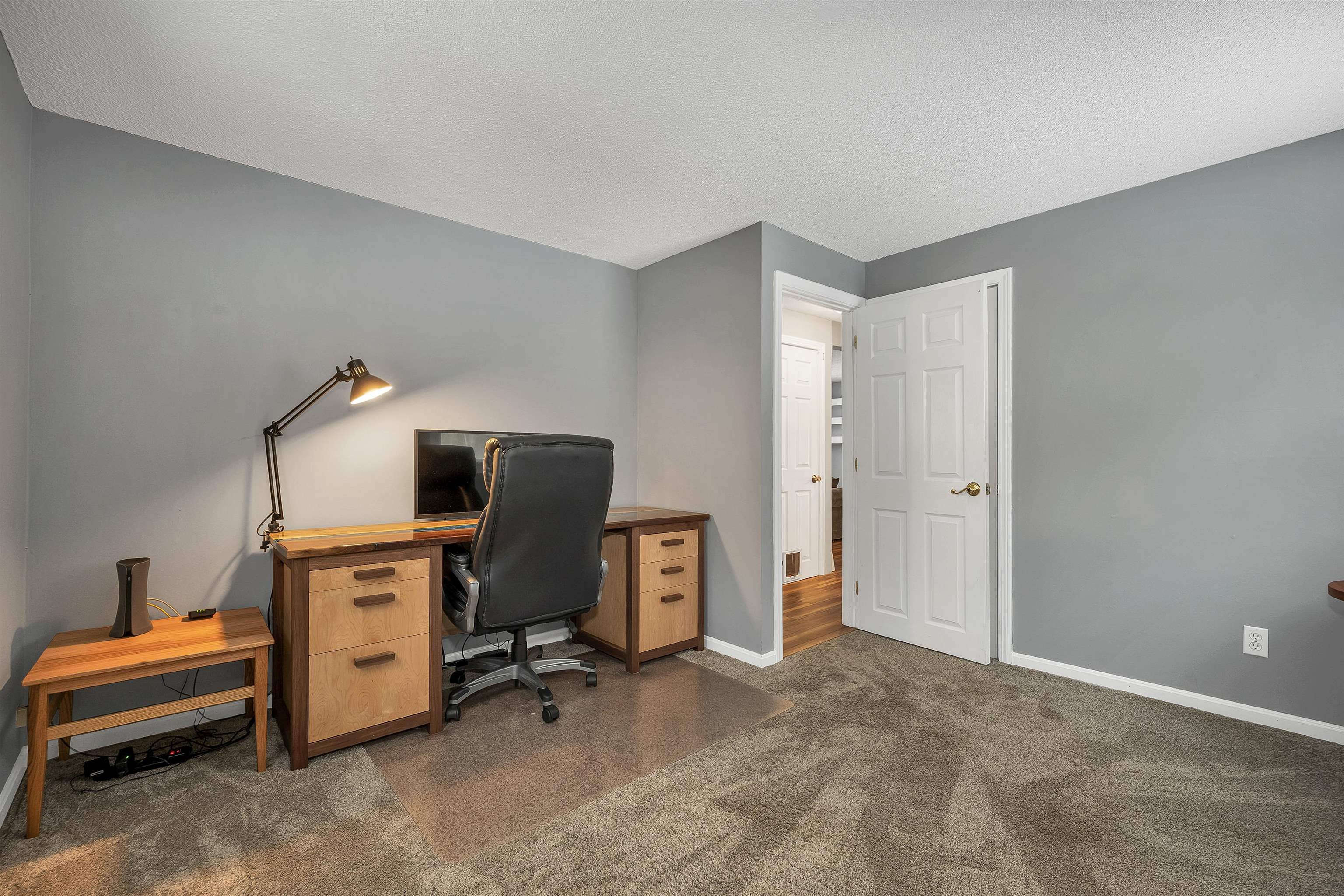 18 Ridgecrest Drive Hudson, NH 03051 - Photo 19 of 57