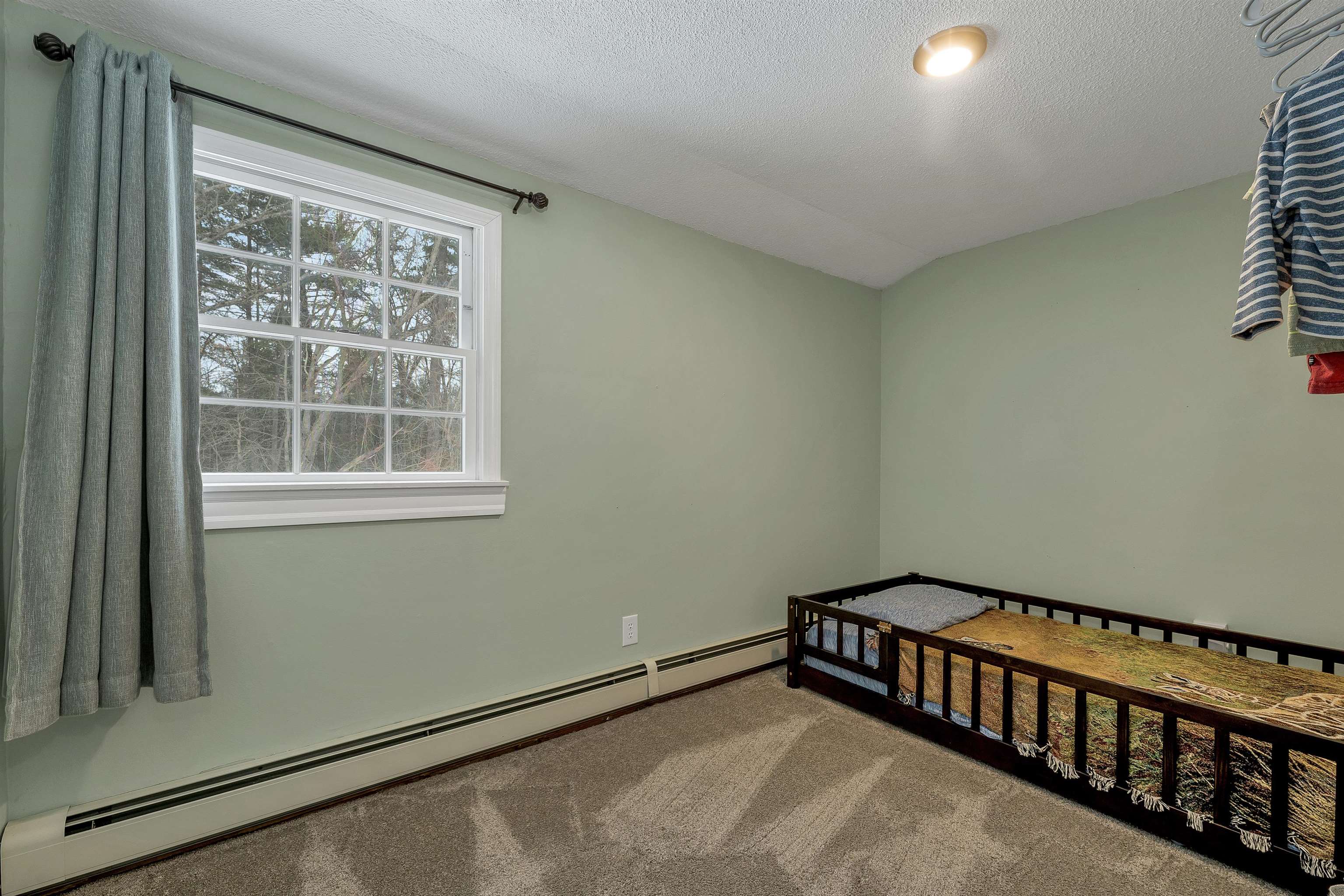 18 Ridgecrest Drive Hudson, NH 03051 - Photo 26 of 57