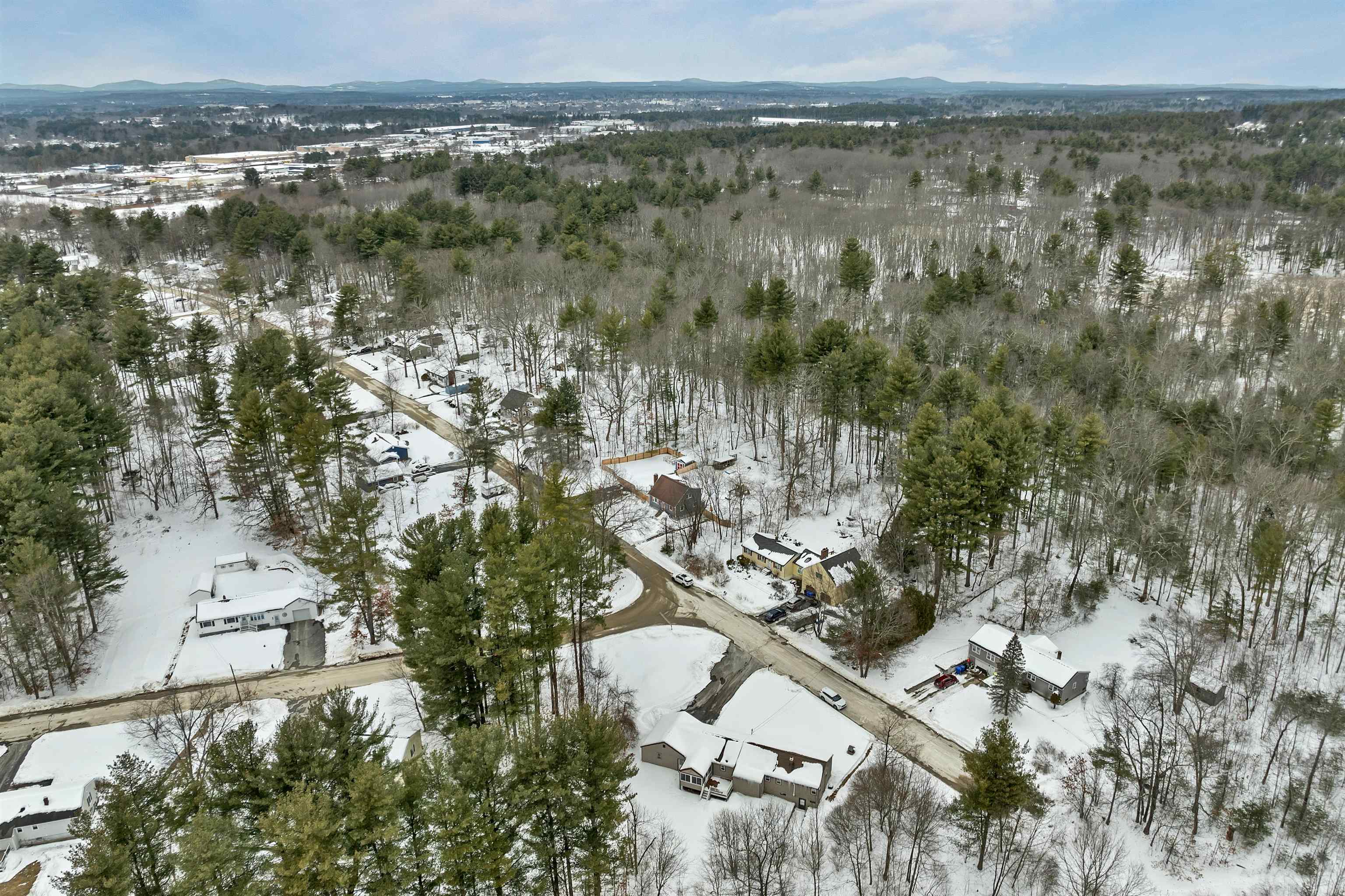 18 Ridgecrest Drive Hudson, NH 03051 - Photo 46 of 57