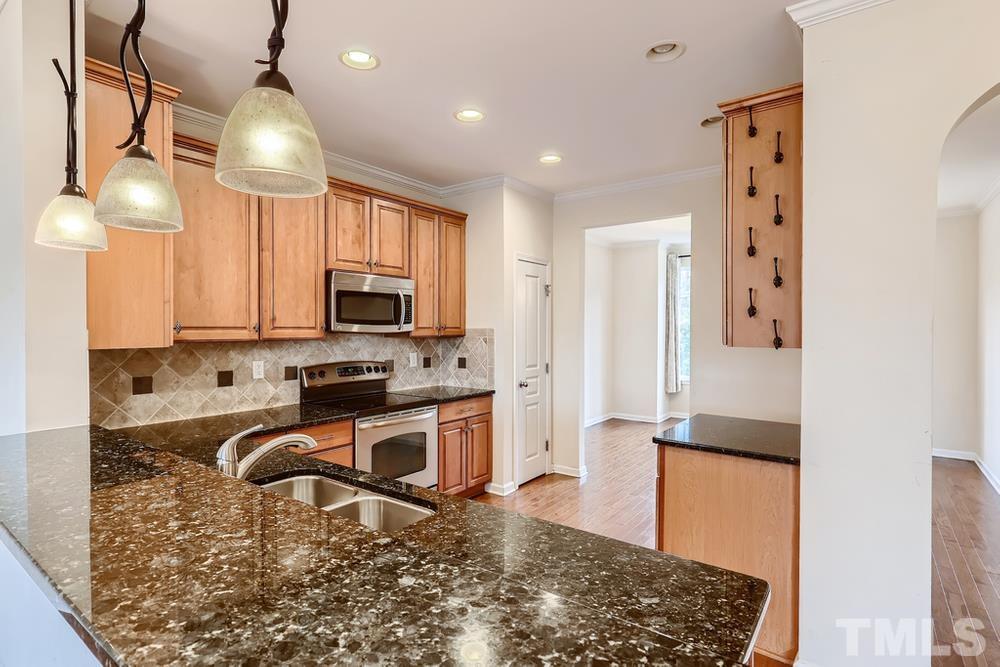 9224 Wooden Road Raleigh, NC 27617 - Photo 8 of 28 Gallery Image 8