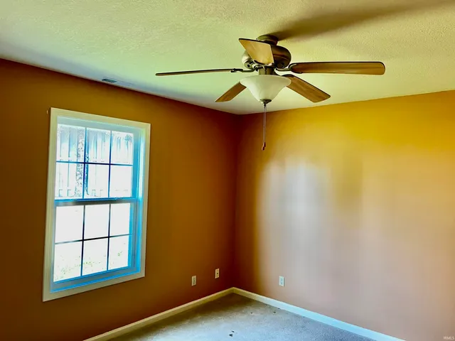 $235,000 | 14 Cobblestone Boulevard, Gas City, IN 46933