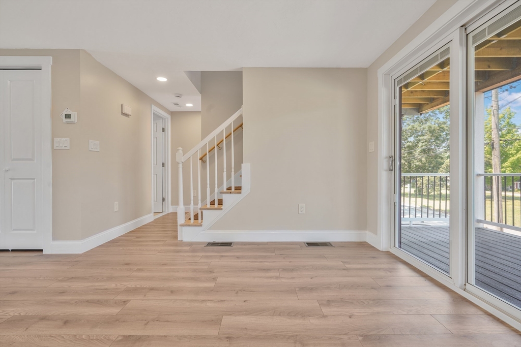 10 13th Street Wareham, MA 02558 - Photo 12 of 28