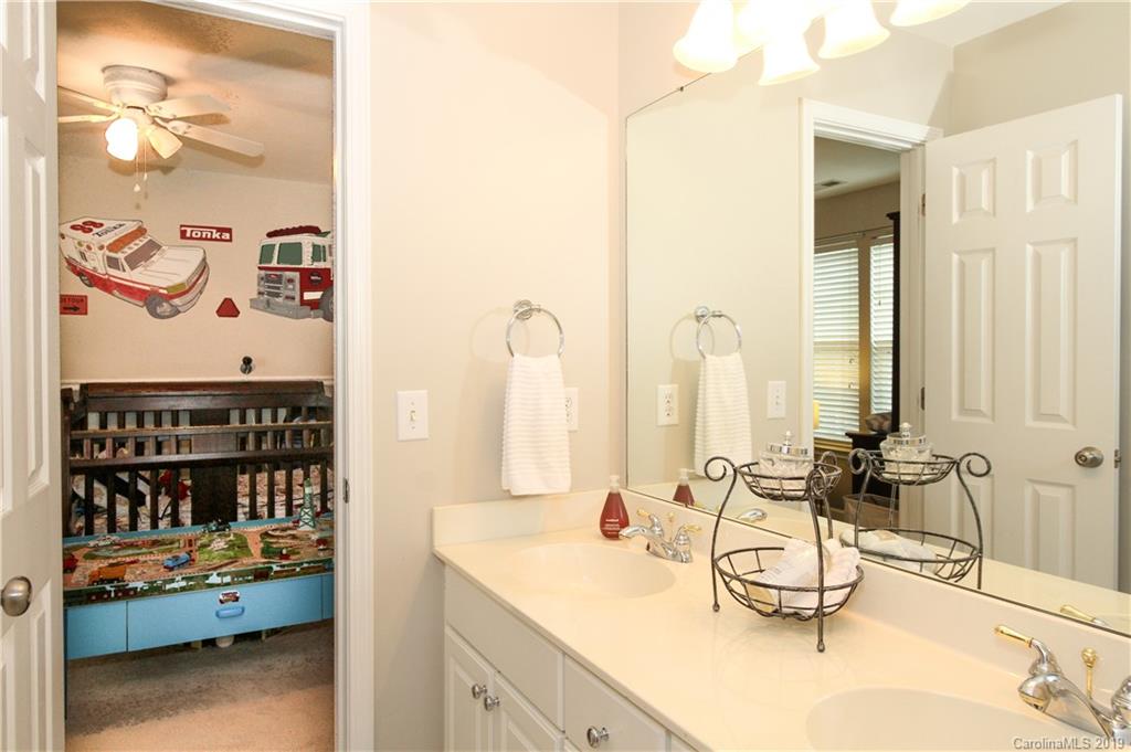 6632 Elfreda Road Charlotte, NC 28270 - Photo 36 of 44 Gallery Image 36