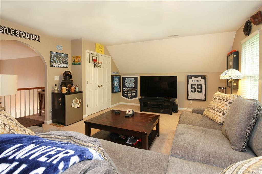 6632 Elfreda Road Charlotte, NC 28270 - Photo 39 of 44 Gallery Image 39
