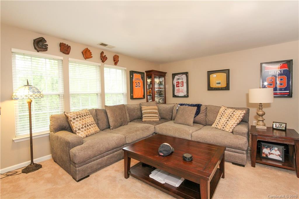 6632 Elfreda Road Charlotte, NC 28270 - Photo 40 of 44 Gallery Image 40
