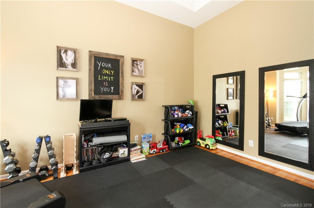 6632 Elfreda Road Charlotte, NC 28270 - Photo 10 of 44 Gallery Image 10