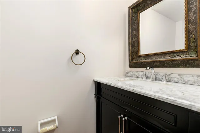 $590,000 | 4432 Chase Park Court, Annandale, VA 22003