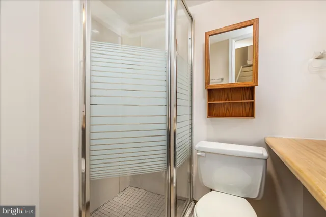 $590,000 | 4432 Chase Park Court, Annandale, VA 22003