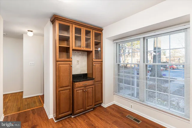 $590,000 | 4432 Chase Park Court, Annandale, VA 22003